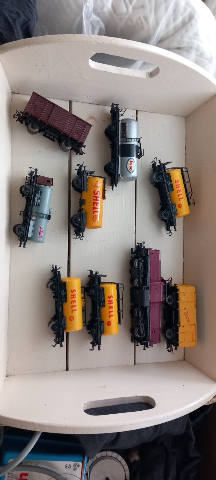 Te koop fleischmann lok met fleischmann wagons en ander merk, Hobby en Vrije tijd, Gebruikt, Gelijkstroom, Verzenden, Fleischmann