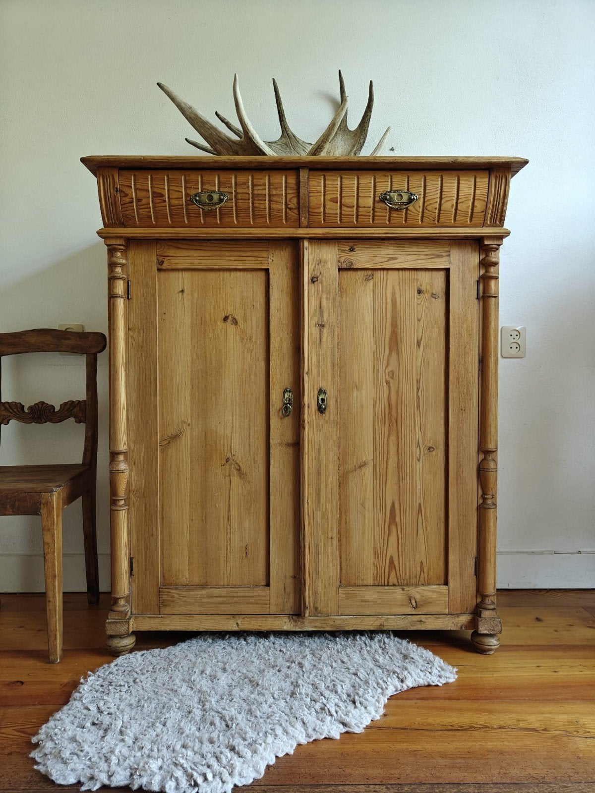Antieke Zweedse leg/buffetkast., Ophalen