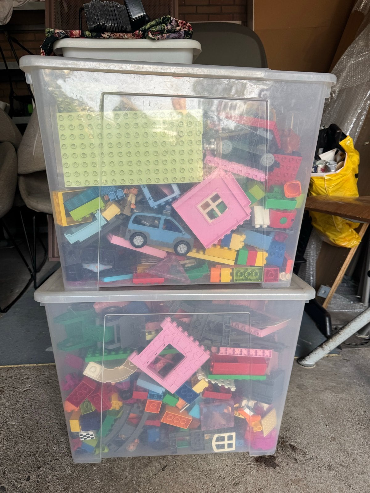 Grote partij Lego Duplo in twee opbergboxen, Ophalen, Gebruikt, Lego, Inclusief accessoires