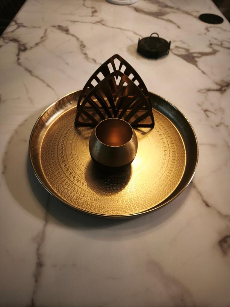 Gouden dienblad met theelichthouder en servethouder, Huis en Inrichting, Ophalen of Verzenden, Zo goed als nieuw, Goud, Metaal