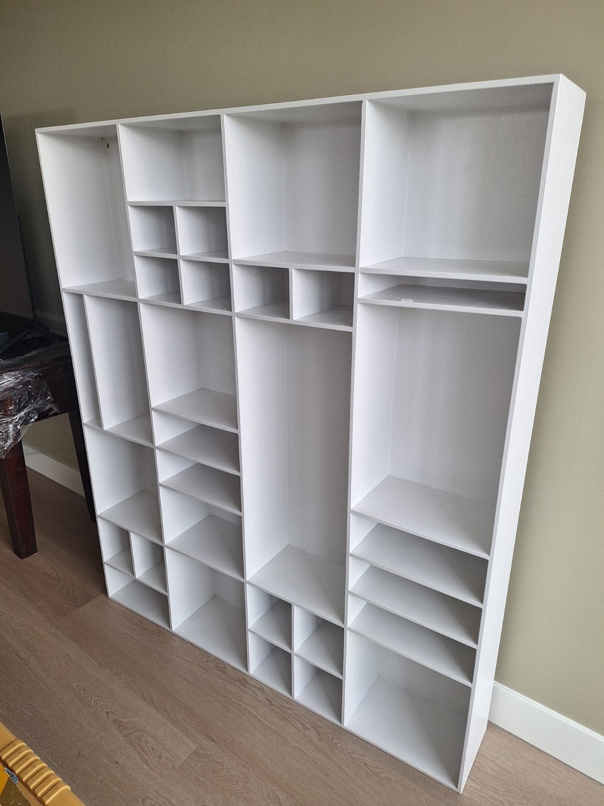 Snuisterijen wandkast, Ophalen, 100 tot 150 cm, 100 tot 150 cm, Zo goed als nieuw