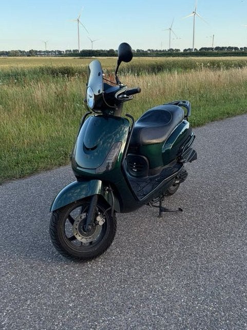 Sym fiddle 2 full option, Ophalen of Verzenden, Gebruikt, Benzine
