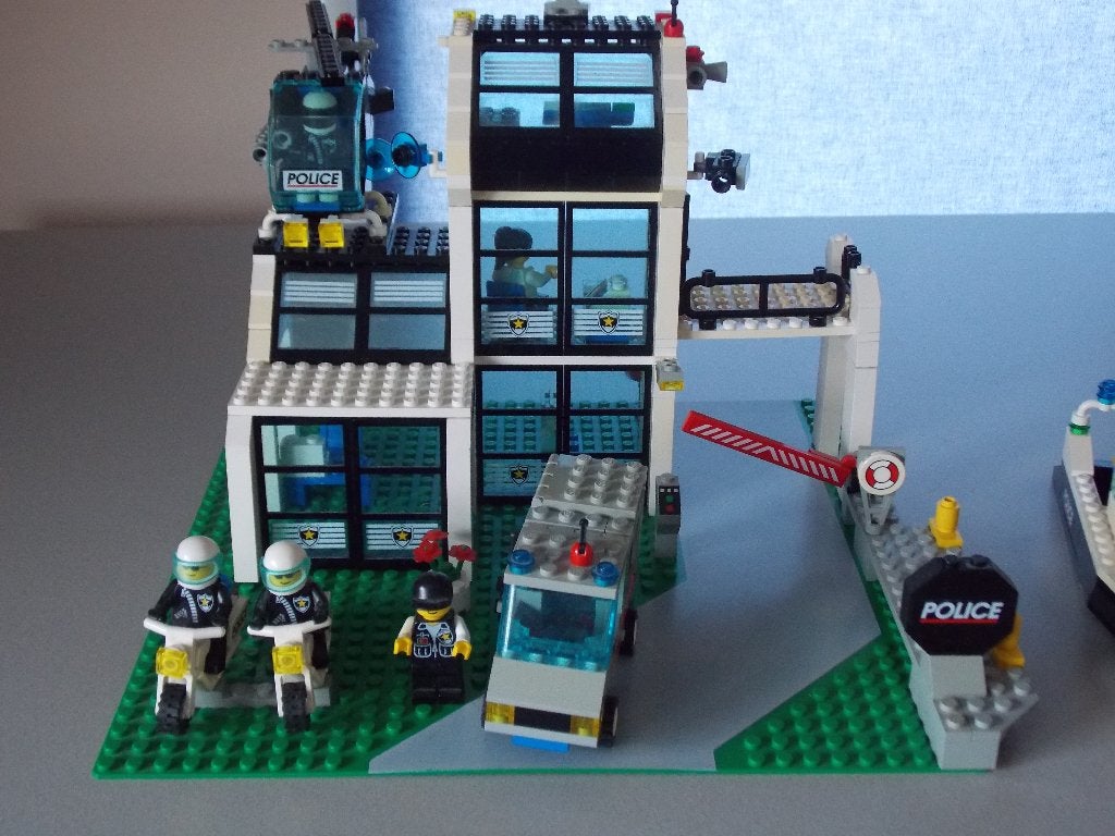 Lego Politieburo 6598, Lego, Ophalen of Verzenden, Zo goed als nieuw, Compleet