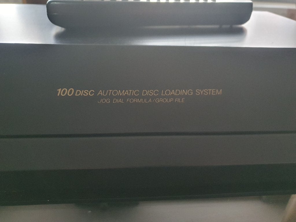 Super mooie cd wisselaar Sony voor 100 cd's alles vernieuwd, Audio, Tv en Foto, Cd-spelers, Ophalen of Verzenden, Zo goed als nieuw