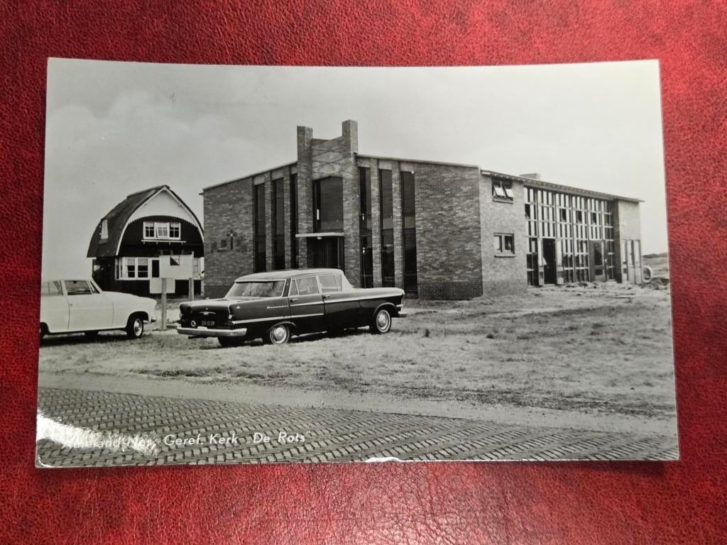 Ameland Nes Geref. Kerk de Rots met Mercedes, Ophalen of Verzenden, 1960 tot 1980, Waddeneilanden