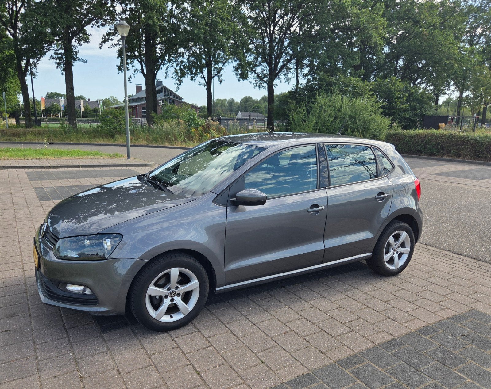 Volkswagen Polo 1.0 TSI 55KW 2017 Grijs, Auto's, Volkswagen, Particulier, Polo, Benzine, Hatchback, Handgeschakeld, Geïmporteerd