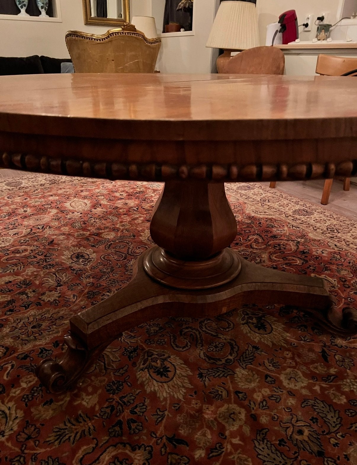 Ronde Antieke (klap) eetkamertafel, Ophalen