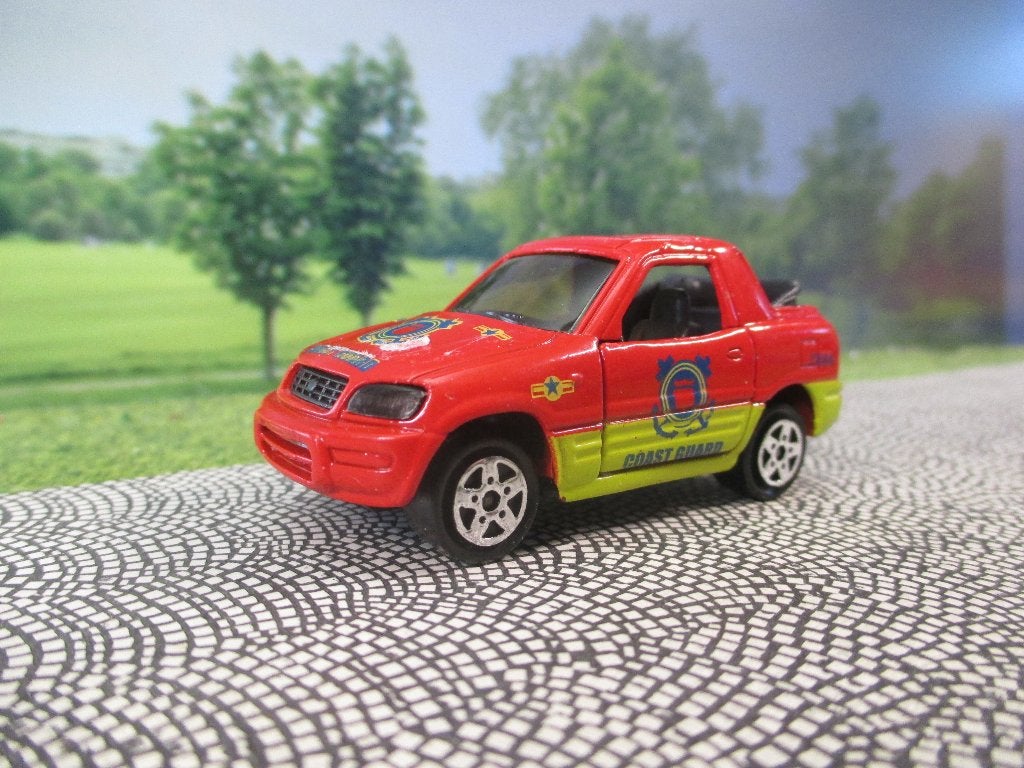 1:50 Toyota RAV 4 - Majorette Coast Guard, Ophalen of Verzenden, Gebruikt, Auto