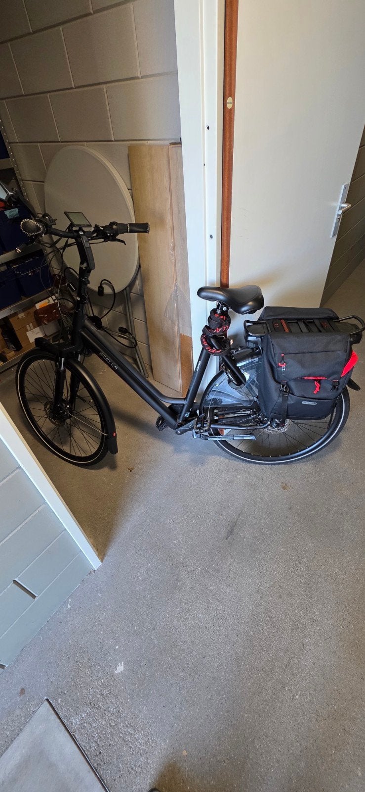 Stella elektrische fiets met 8 versnellingen en 1026 km, Fietsen en Brommers, Elektrische fietsen, Gebruikt, 51 tot 55 cm, 50 km per accu of meer