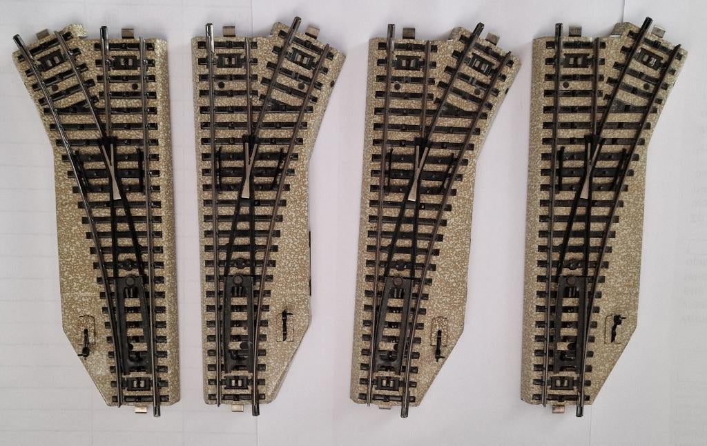 Marklin HO Handwissels 5221, Hobby en Vrije tijd, Modeltreinen | H0, Wisselstroom, Rails, Ophalen of Verzenden, Zo goed als nieuw