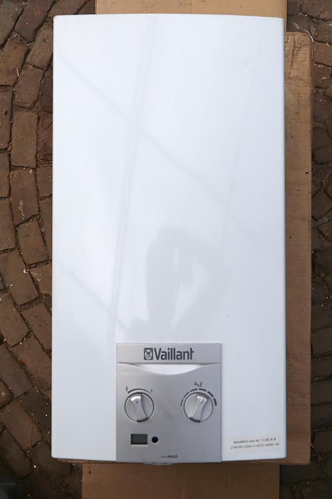 Vaillant douche geiser atmoMAG NL 11-0/0 XI B, CW2., Doe-het-zelf en Verbouw, Geisers en Boilers, Aardgas, Ophalen of Verzenden