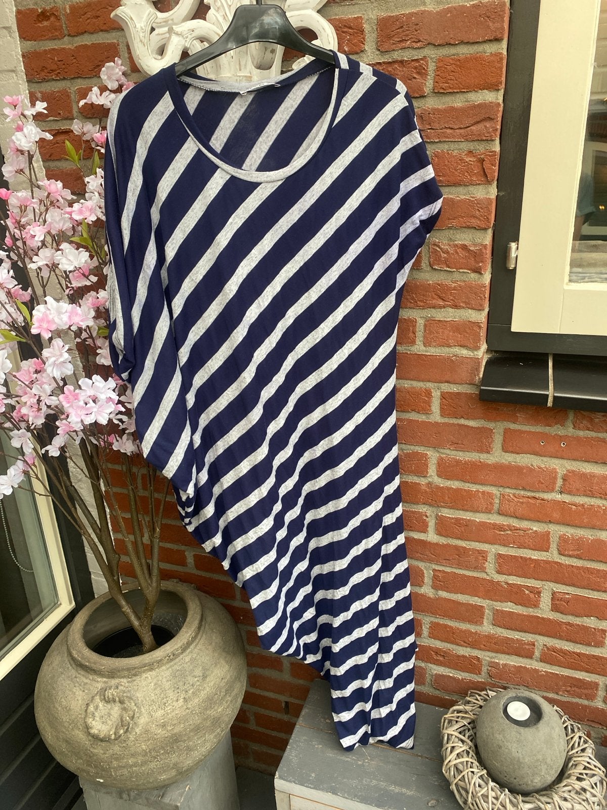 Symmetrische jurk met ceintuur - Studio Jill - Maat 38, Ophalen of Verzenden, Gedragen, Maat 38/40 (M), Blauw