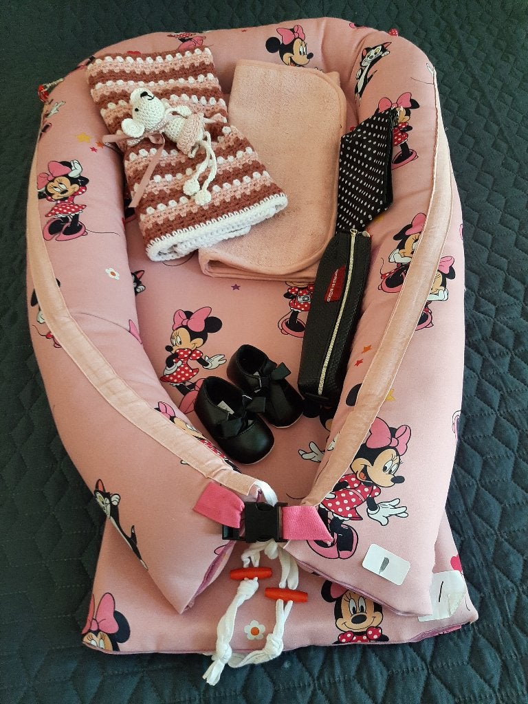 Verschillende handgemaakte baby nestjes met leuke extra´s, Ophalen of Verzenden, Nieuw, Kraamcadeau