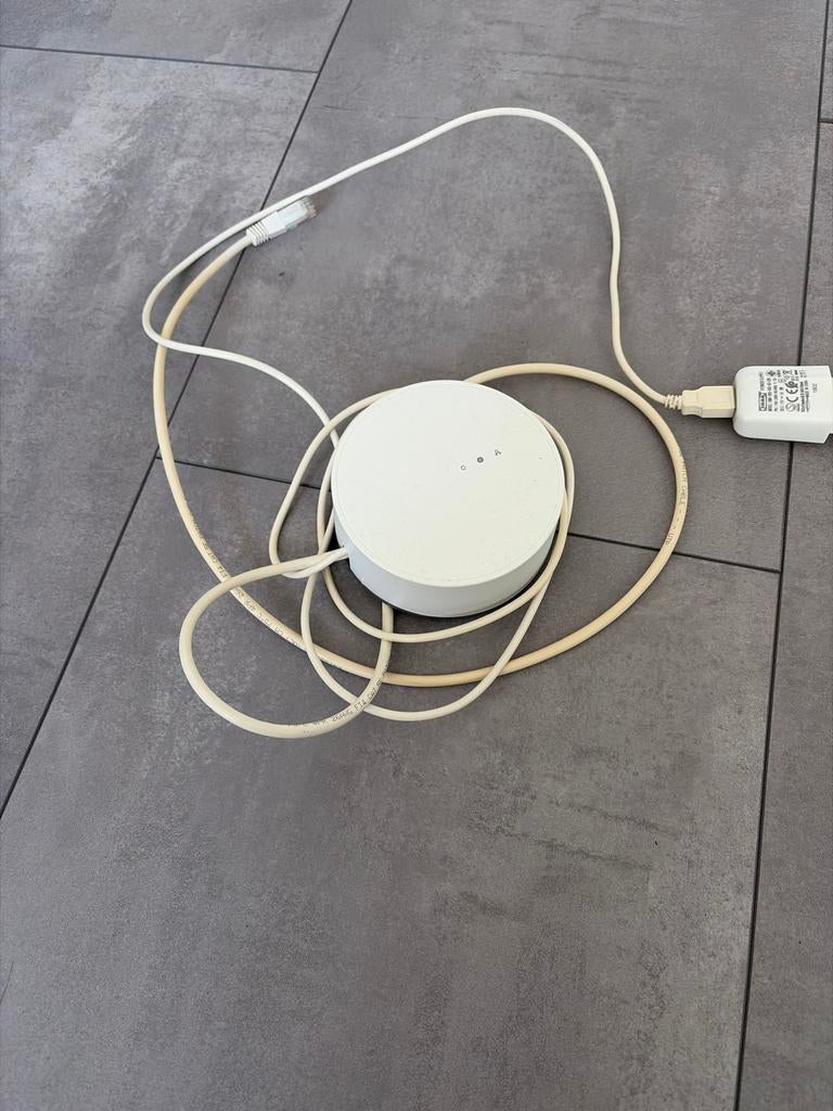 IKEA TRÅDFRI Gateway/Hub - Smart Home Bediening, Computers en Software, Routers en Modems, Zo goed als nieuw, Ophalen