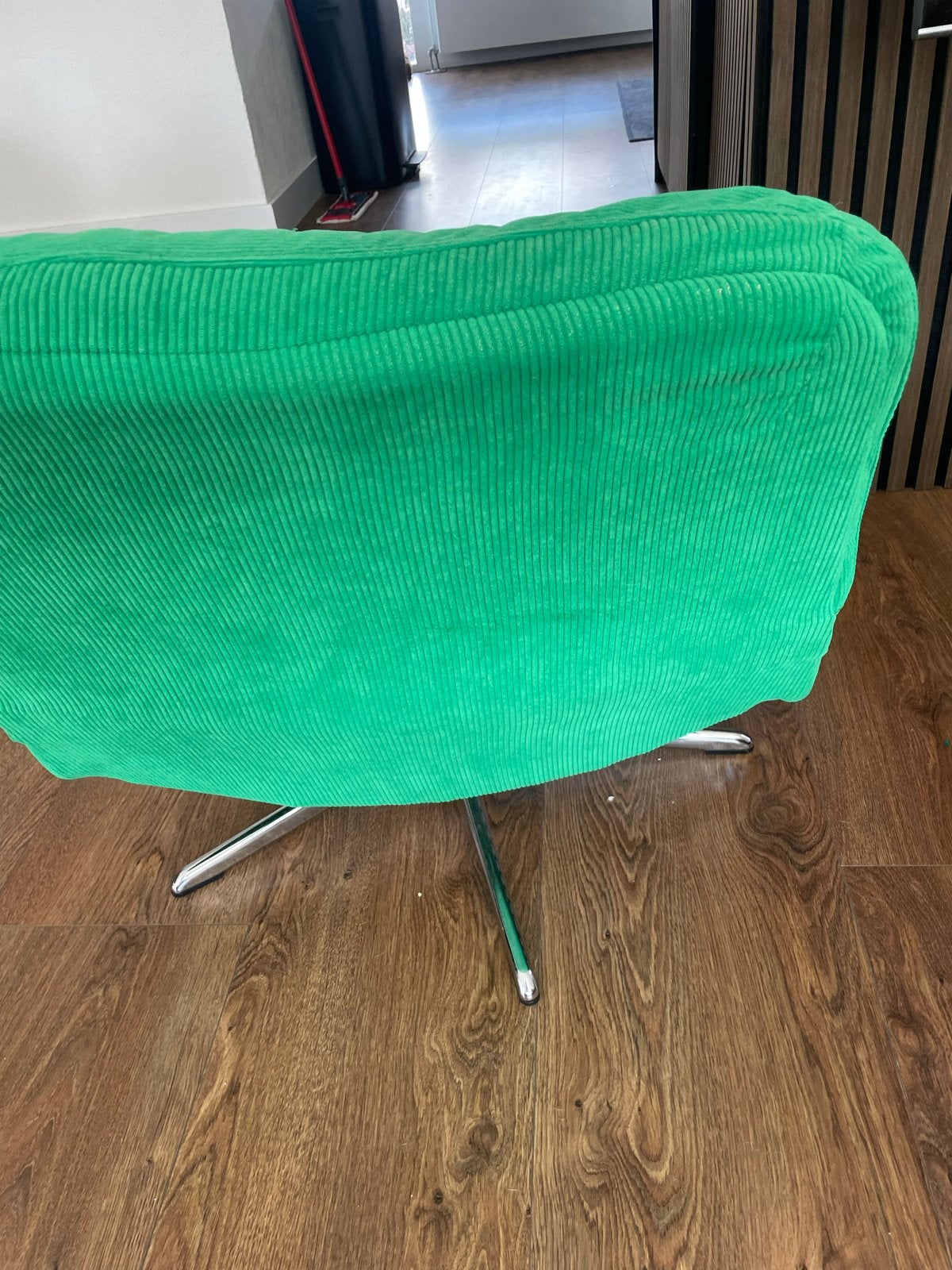 DYVLINGE Draai relax fauteuil, Kelinge groen, Huis en Inrichting, Fauteuils, Ophalen, Gebruikt, Stof, 75 tot 100 cm