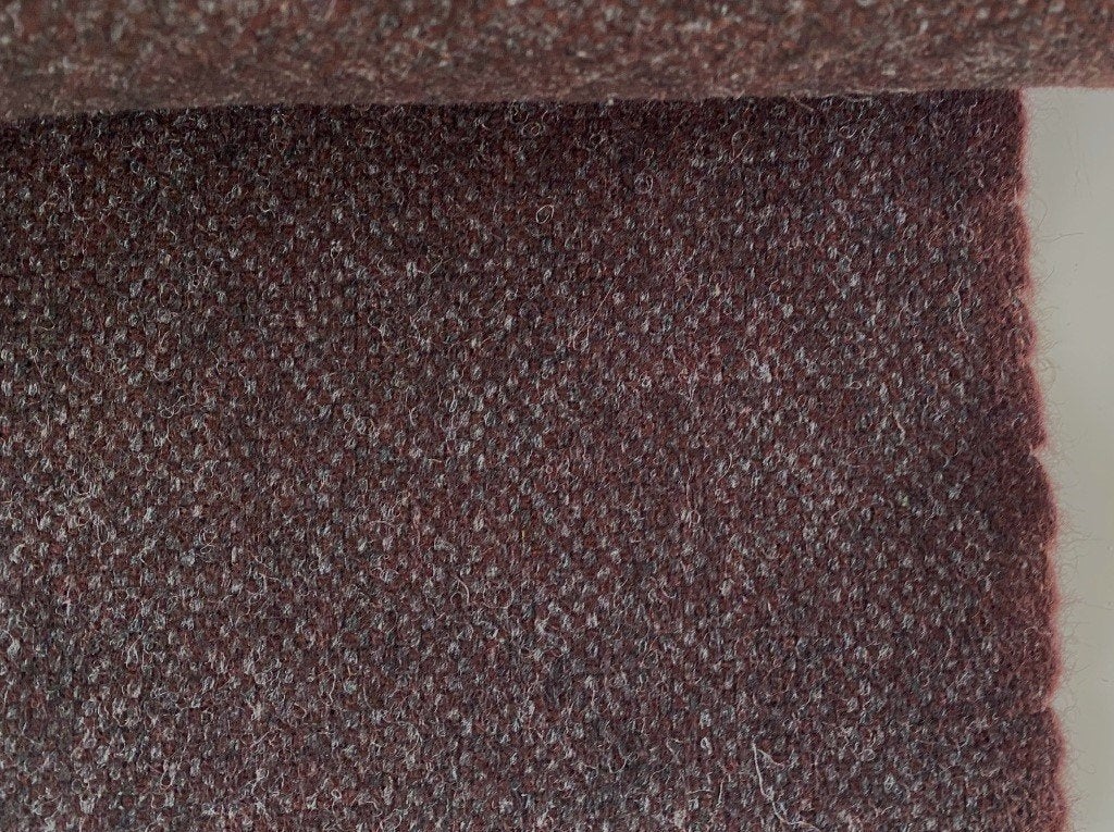 Gudbrandsdalens Amdal 675 aubergine+grijs 8,3 mtr meubelstof, Wol, Meerkleurig, 120 cm of meer, Ophalen of Verzenden