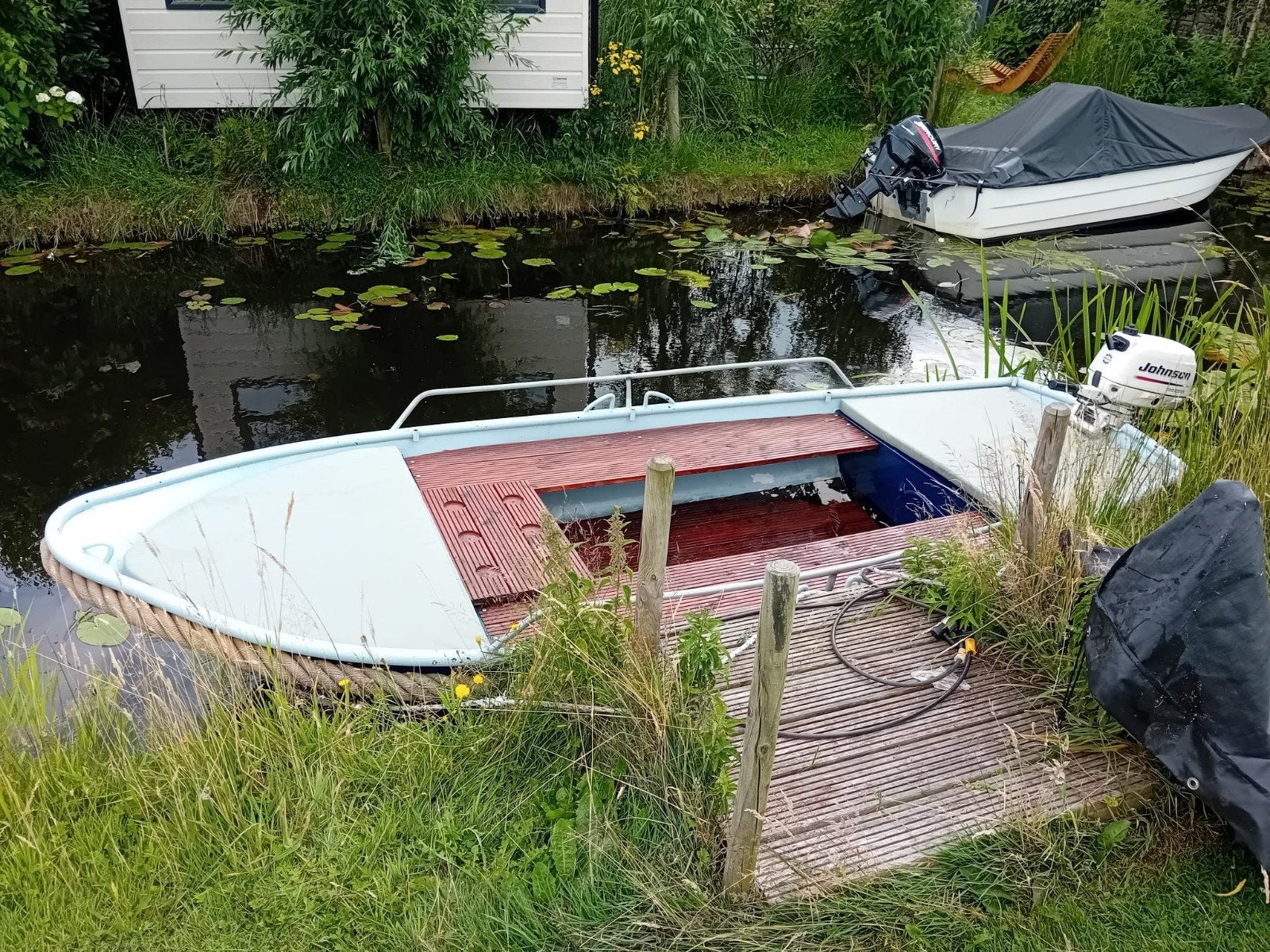 Leuke vlet of Sloepje met 5 pk Johnson, Watersport en Boten, Ophalen, Buitenboordmotor, Vlet, Kabelaring