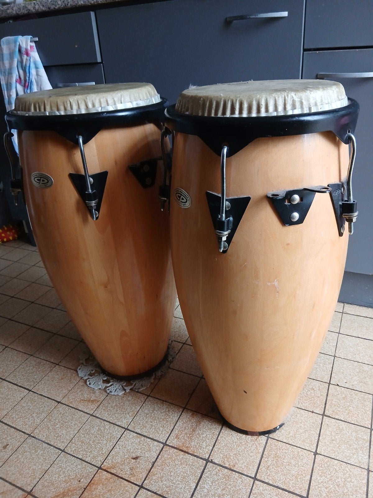 2 congos, Ophalen of Verzenden, Overige merken