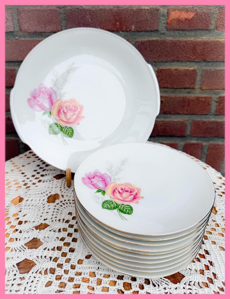 Brocant gebakstel gebakset bordjes high tea servies, Ophalen of Verzenden