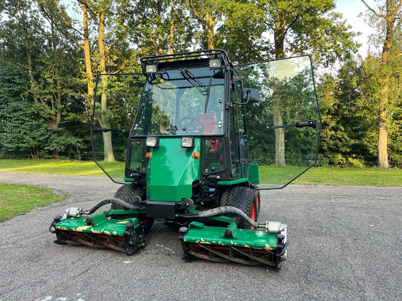Ransomes Parkway 2250 Kooimaaier 4x4 - Marge, Ophalen, Gebruikt, Benzine-grasmaaier, 50 cm of meer