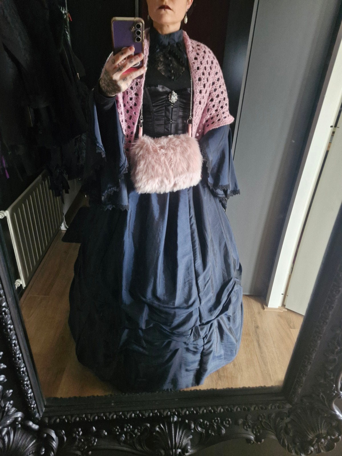Victoriaanse accessoires oud roze mof+doek+clip, Ophalen of Verzenden, Handschoenen, Hoed of Pet