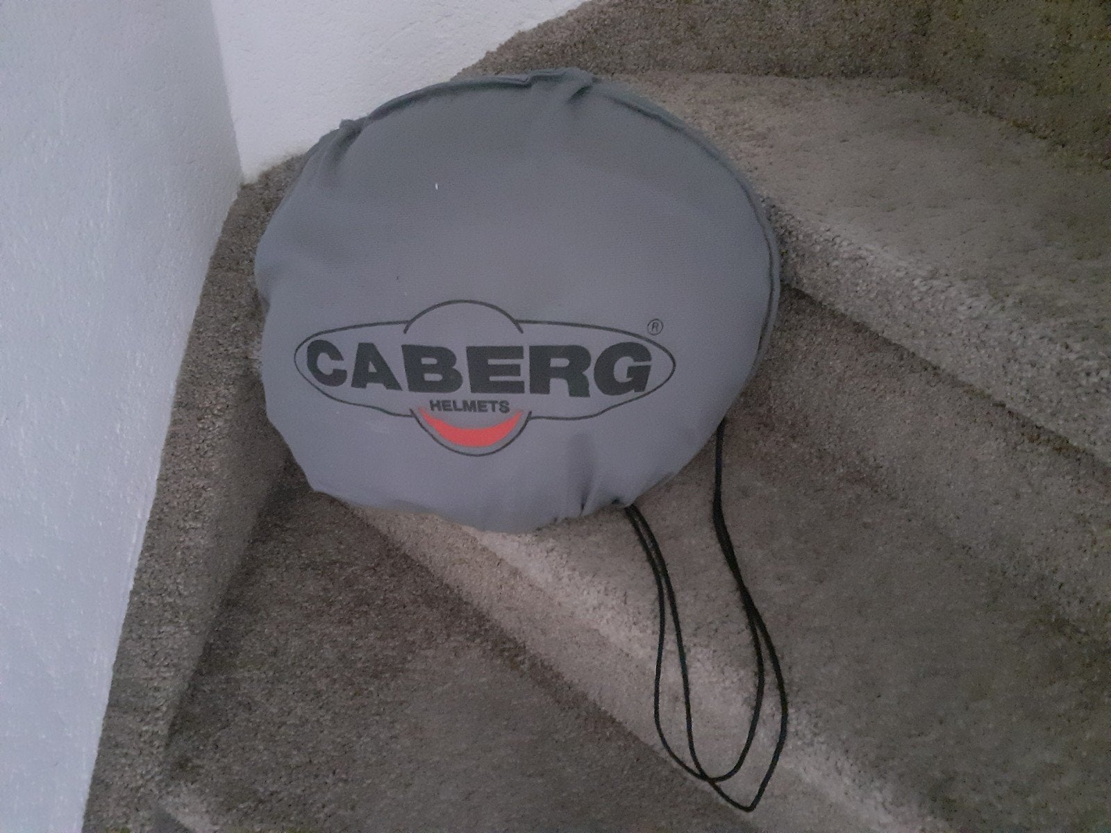 Caberg motorhelm voor dames - zo goed als nieuw, Ophalen of Verzenden