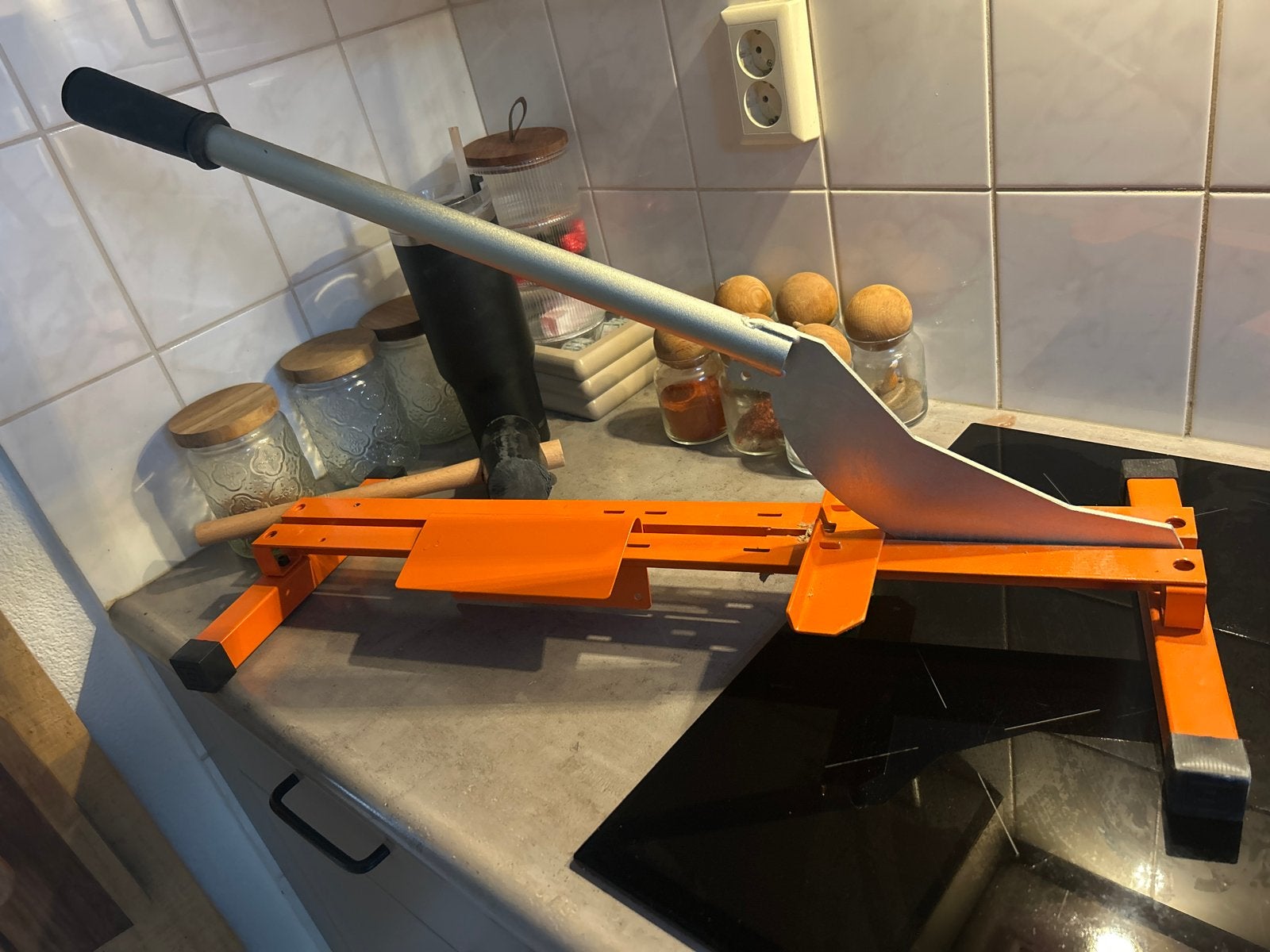 Laminaatsnijder - Oranje en Grijs, Ophalen of Verzenden, Gebruikt, Snijgereedschap, Overige merken