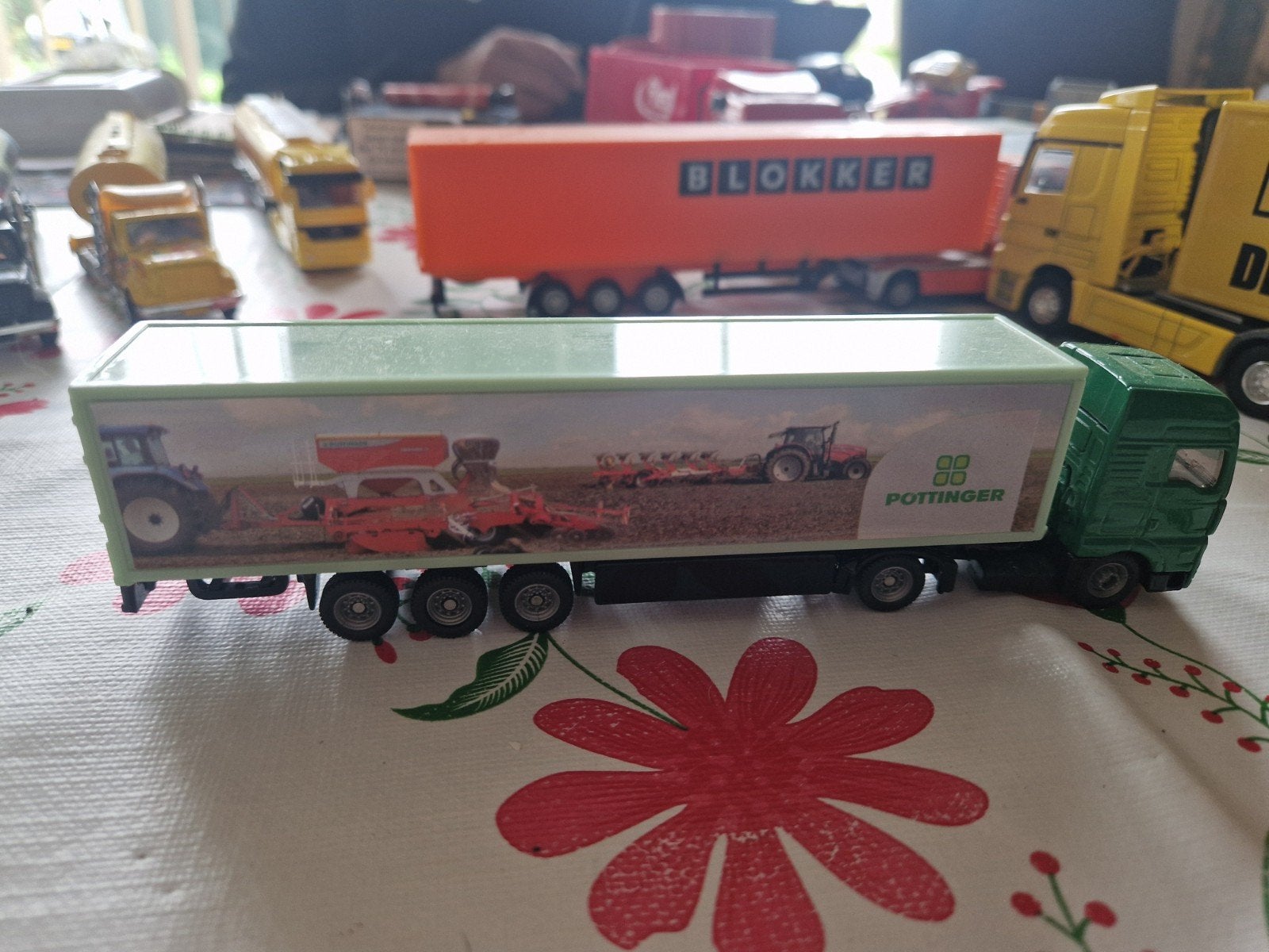 Man truck, Ophalen of Verzenden, Zo goed als nieuw, Bus of Vrachtwagen, SIKU