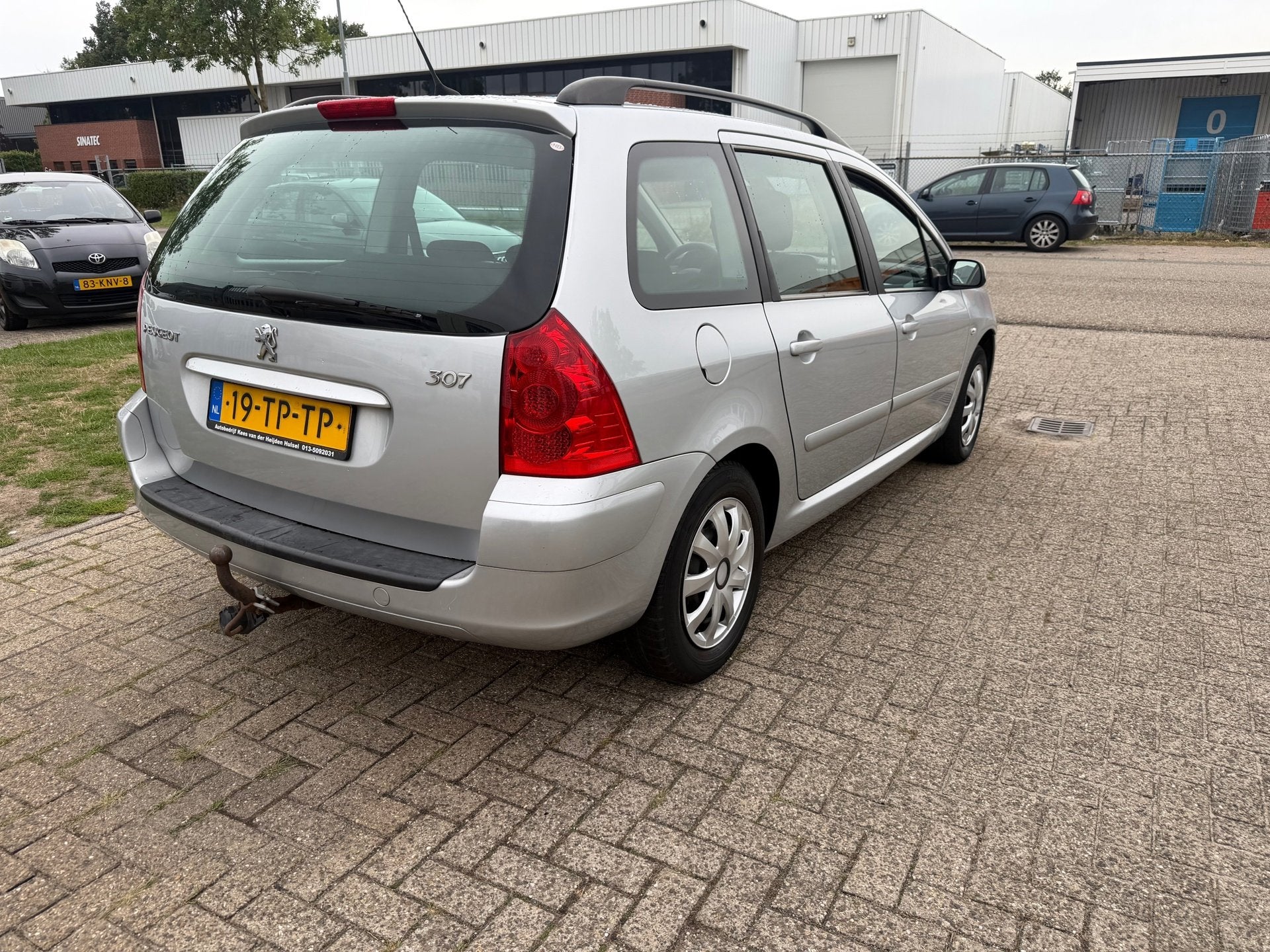 Peugeot 307 Break 1.6-16V Premium, Gebruikt, 4 cilinders, Handgeschakeld, Automatische klimaatregeling