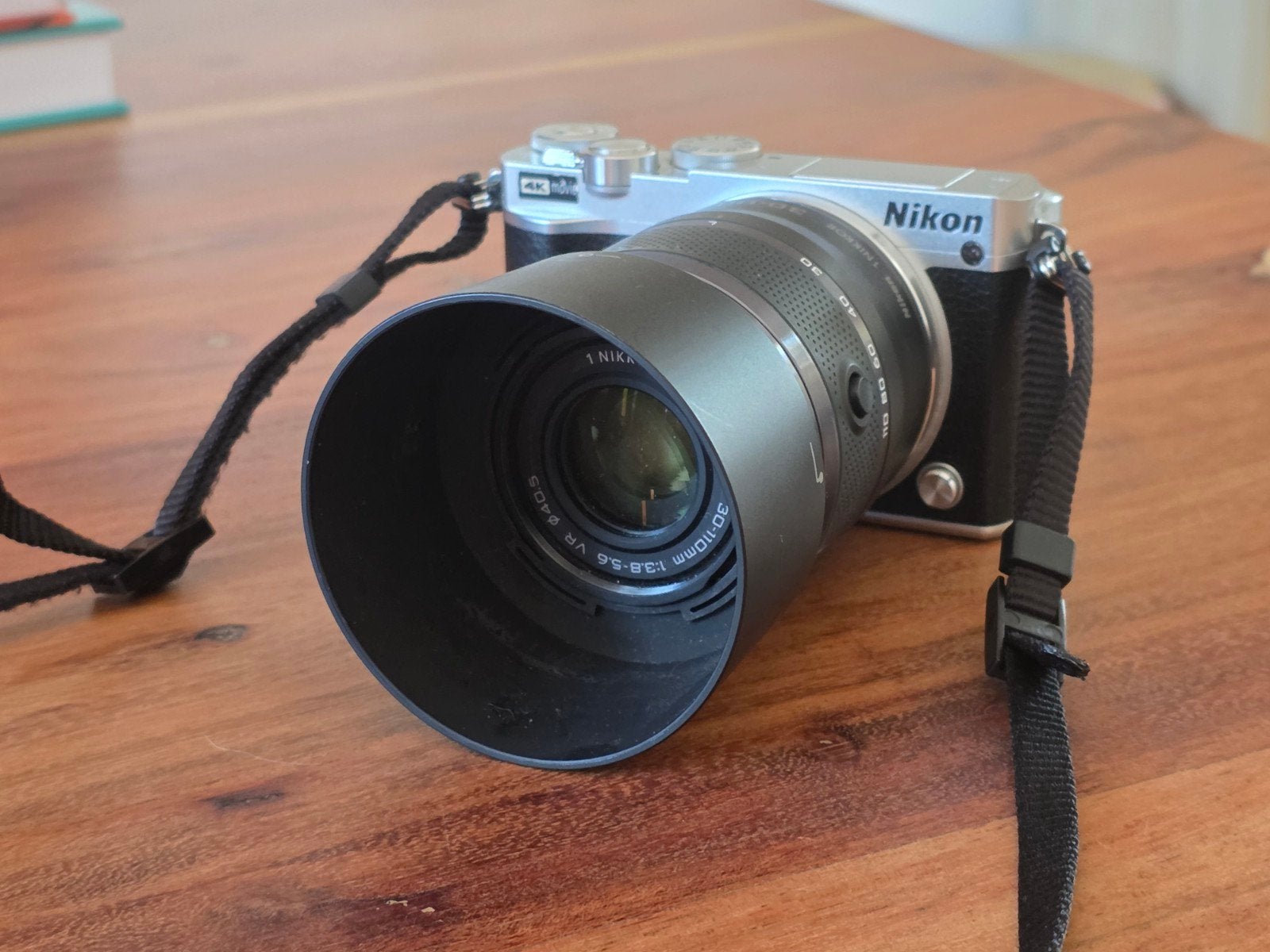 Nikon 1 J5 with lots of accessories, Ophalen of Verzenden, Nikon