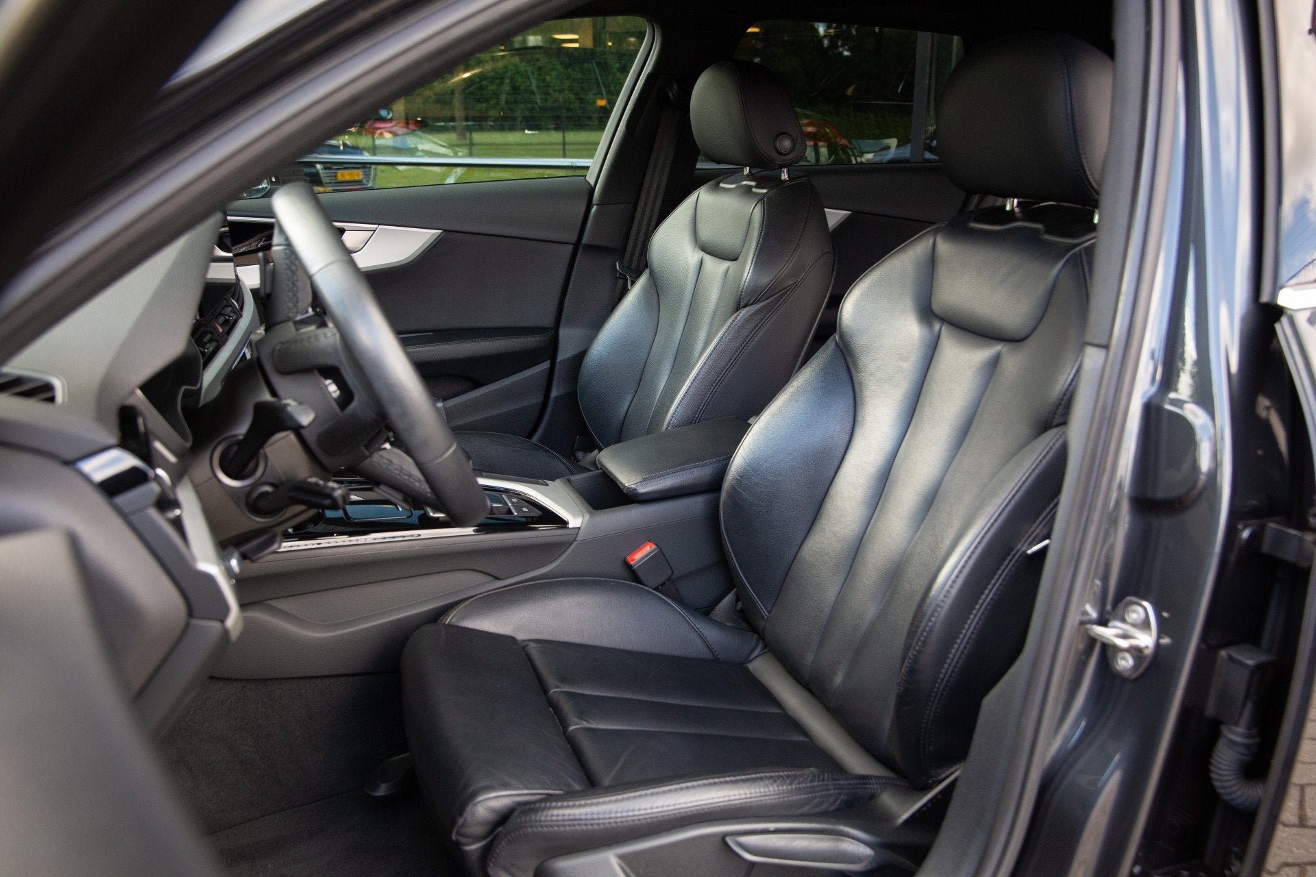 Audi A4 Avant 35 TFSI Advanced Edition , Virtual cockpit, Ac, Gebruikt, 4 cilinders, A4, Zilver of Grijs
