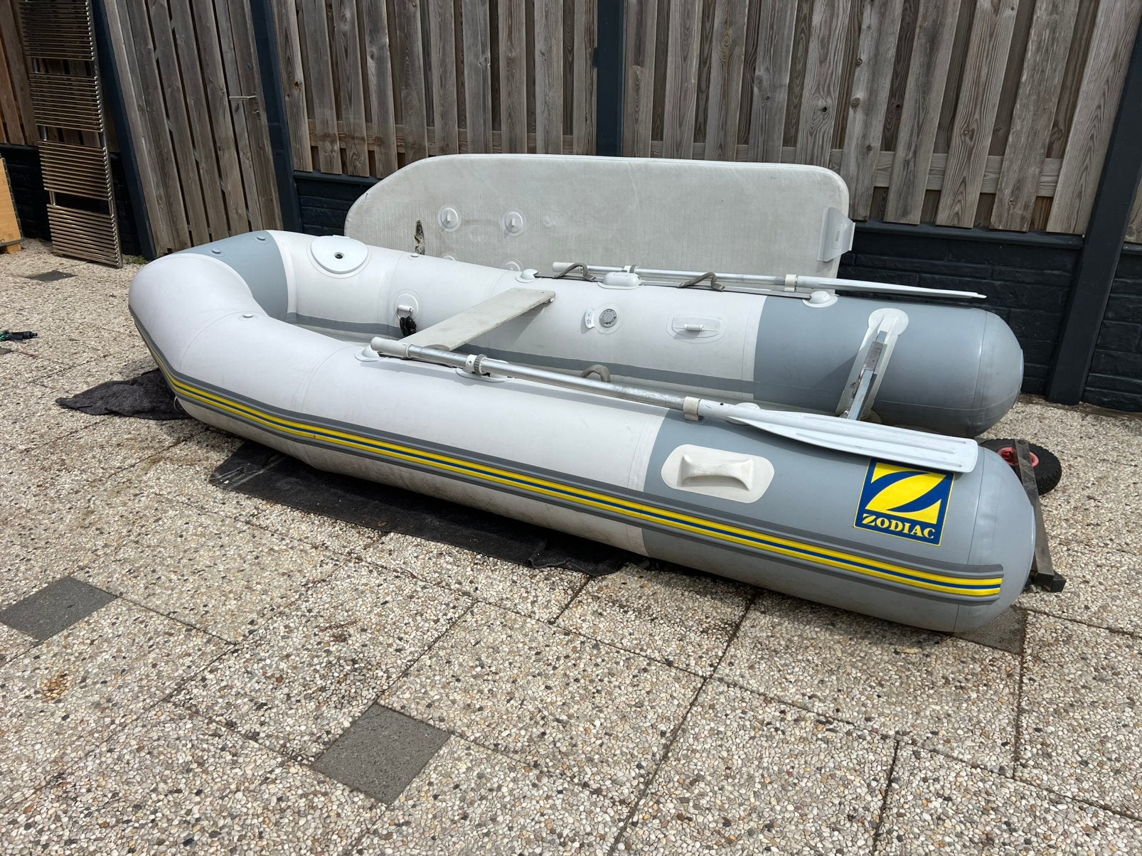Zodiac acti-v 310 rubberboot opblaasbaar 310cm lang wielen, Watersport en Boten, Kano's, Ophalen, Overige typen, Twee personen