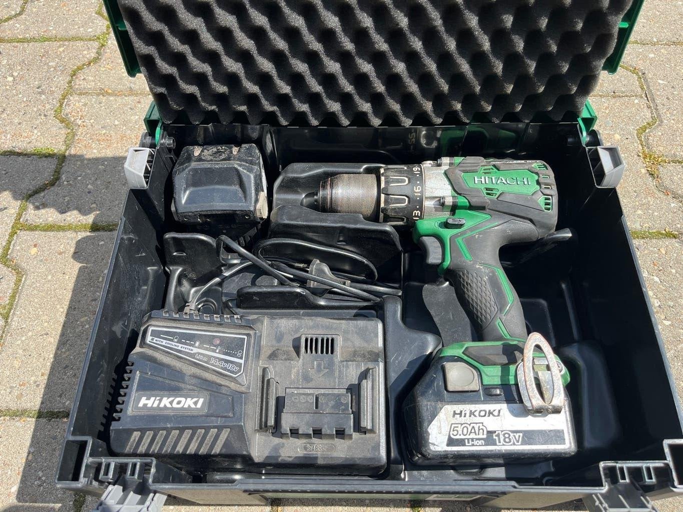 HiKOKI DS 18DBL2 Accuboormachine met 2 accu's en lader, Doe-het-zelf en Verbouw, Gereedschap | Boormachines, Gebruikt, Variabele snelheid