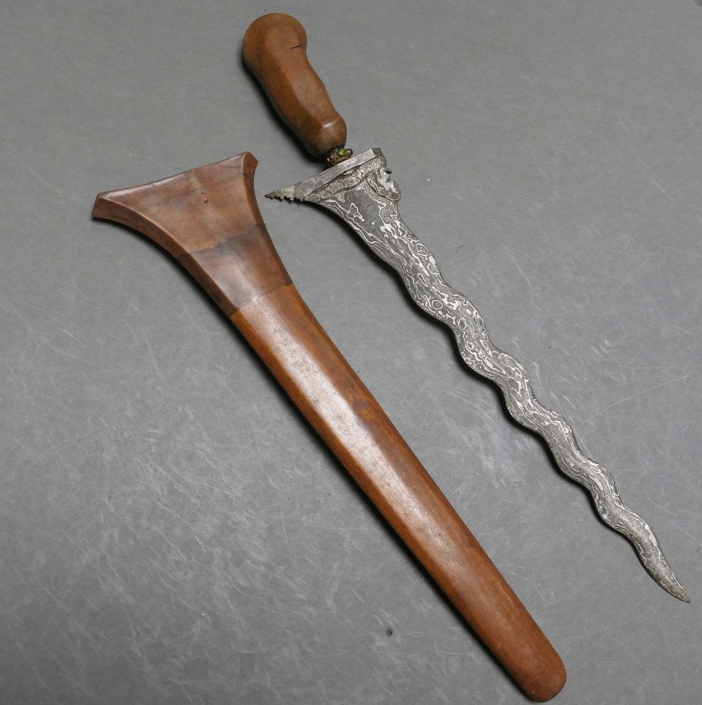 13 luks keris met zeemeermin afkomstig uit Bali Indonesie, Verzenden