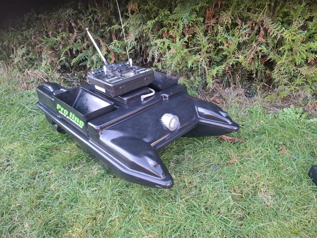 Voerboot proline Graupner kwaliteit met garantie, Watersport en Boten, Hengelsport | Karpervissen, Ophalen of Verzenden, Overige typen
