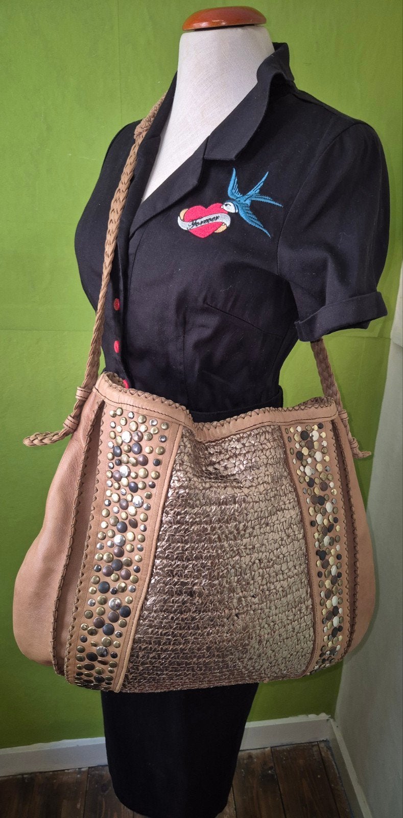 Nieuwe En Shalla tas met studs en gevlochten hengsel, Ophalen of Verzenden, Nieuw, Beige, Overige typen