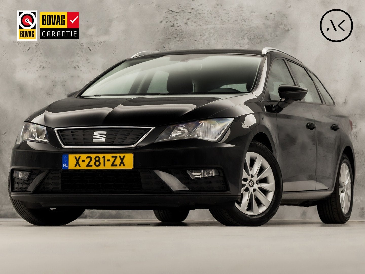 SEAT Leon 1.0 TSI Intense Sport Automaat (APPLE CARPLAY, NAV, 12 maanden, Stof, Gebruikt, Leon