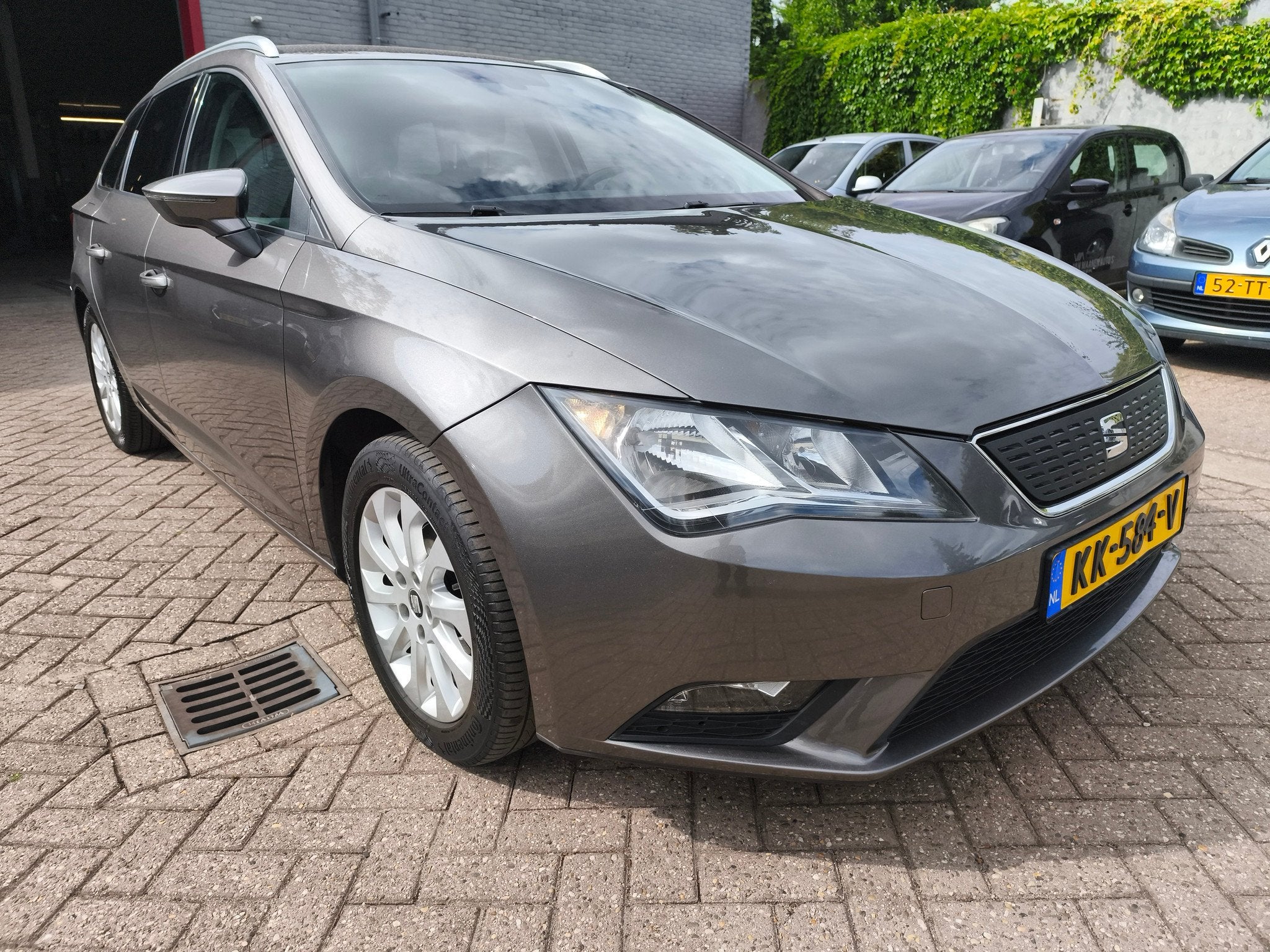 SEAT Leon ST 1.0 EcoTSI Style Connect (bj 2016), Auto's, Gebruikt, Leon, 610 kg, Origineel Nederlands