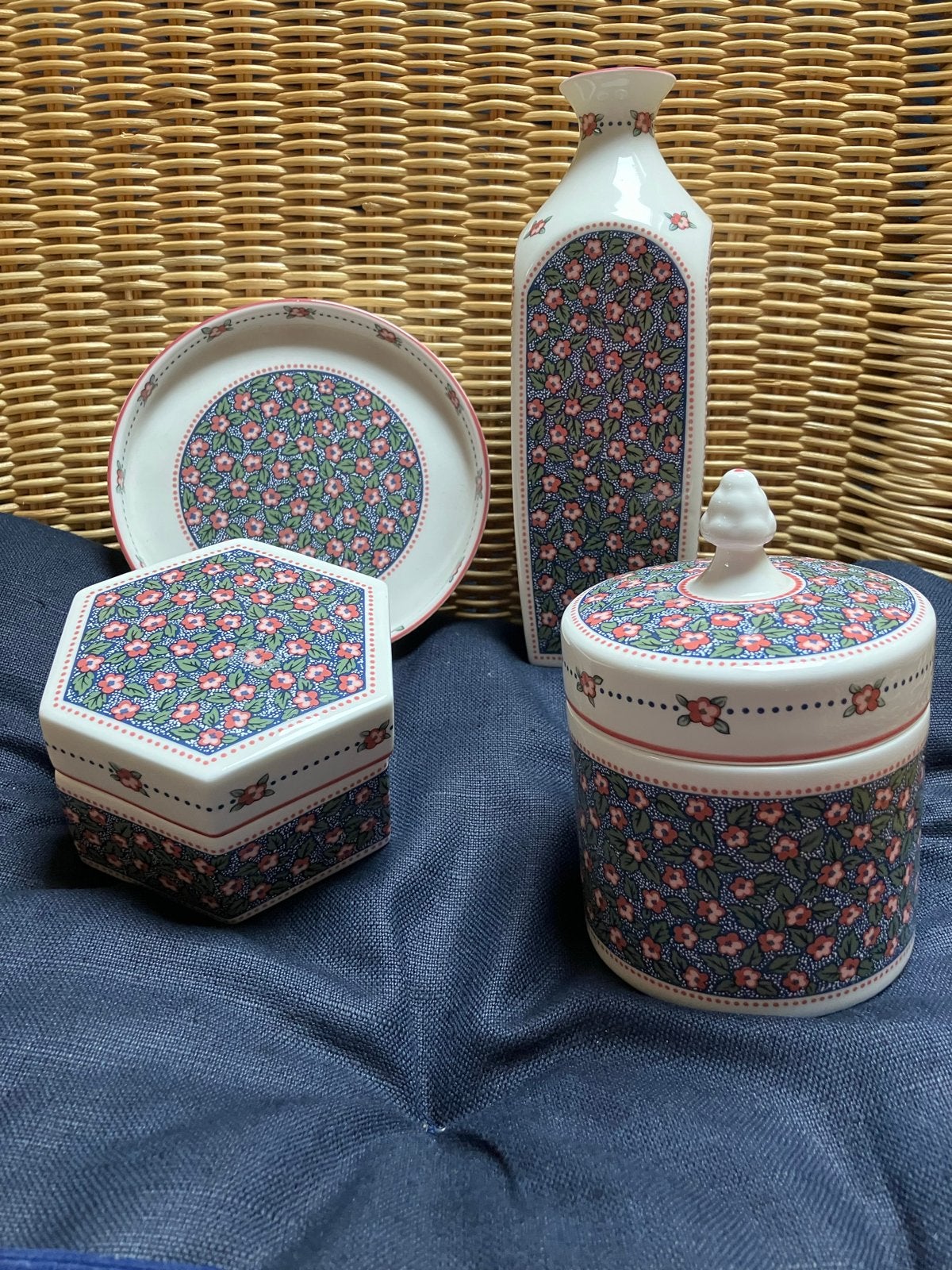 Royal Albert Jenny Wren Charlotte servies set, Ophalen