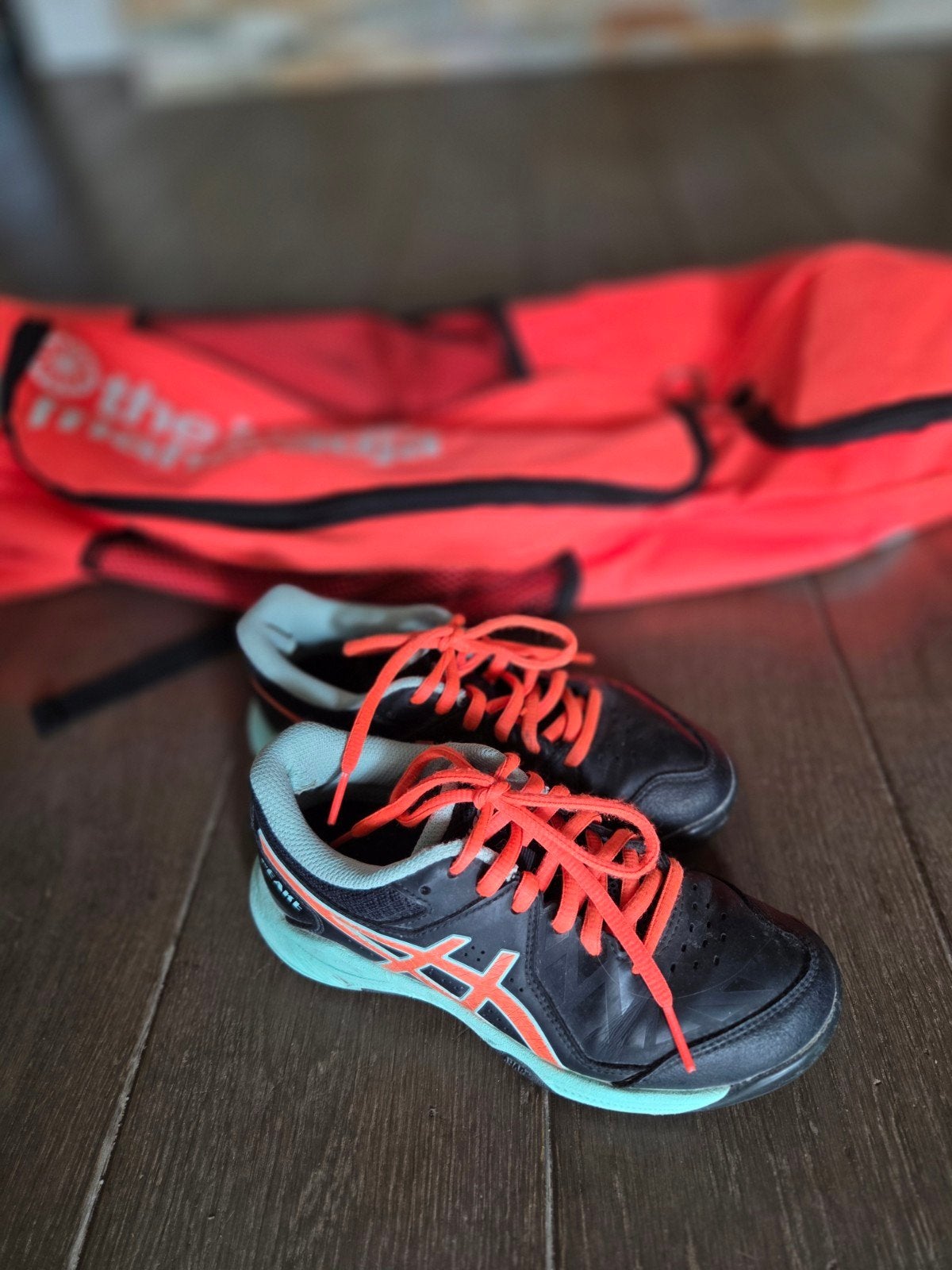 Hockey veldschoen Asics 32,5, Ophalen, Gebruikt, Schoenen
