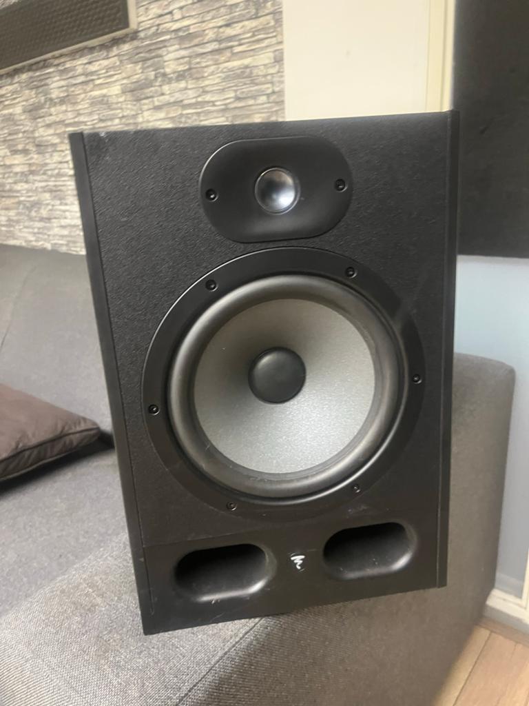 Focal Alpha 80 actieve studiomonitor (per stuk), Zo goed als nieuw, 120 watt of meer, Front, Rear of Stereo speakers, Ophalen