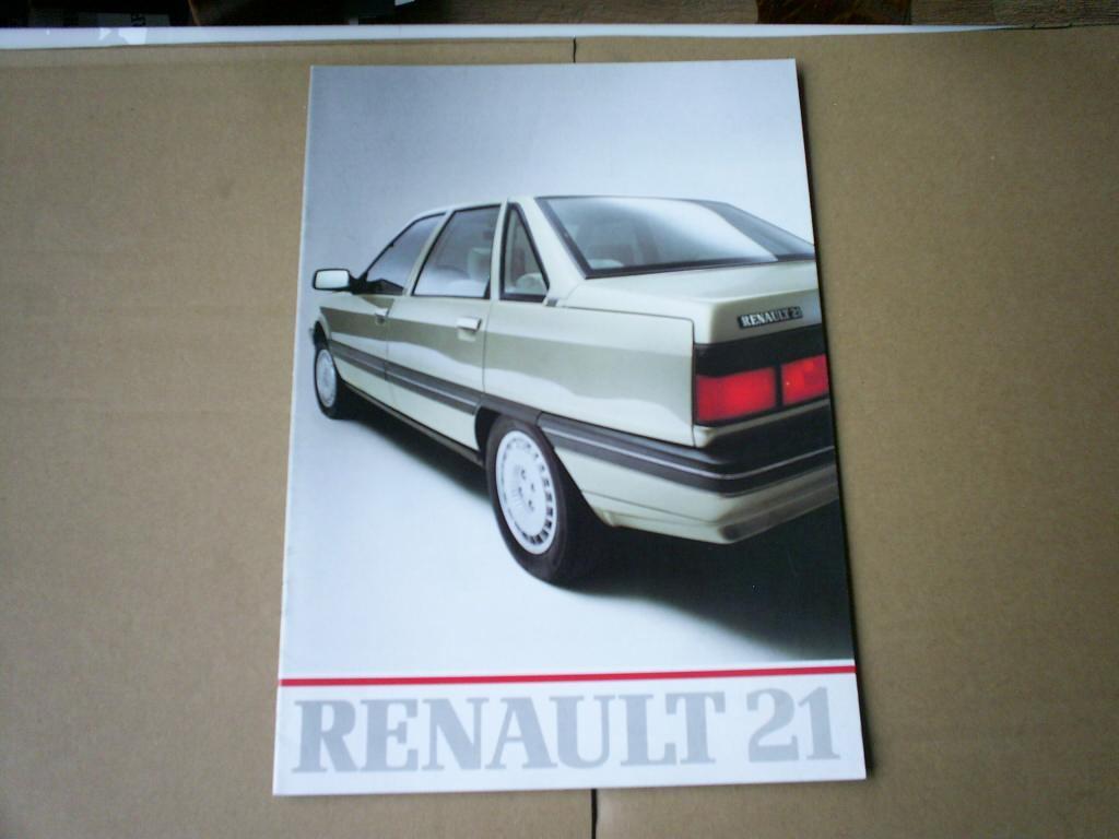 Renault 21 [ 1986 ] 24 pag., Verzenden, Zo goed als nieuw, Renault