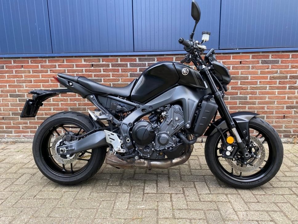 YAMAHA MT 09 ABS (bj 2023), Motoren, Bedrijf, Meer dan 35 kW, YAMAHA, Onbekend