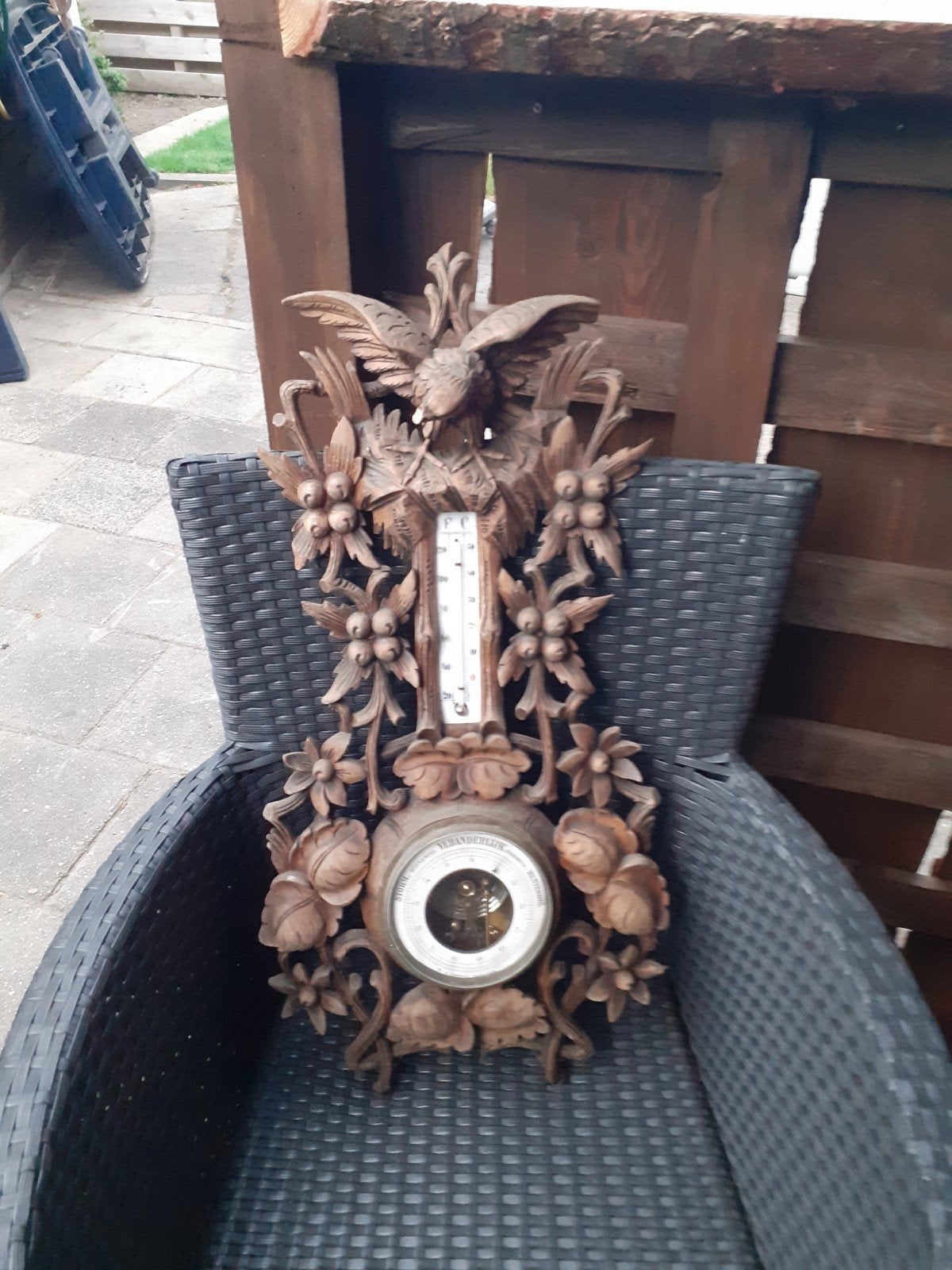 Antieke gesneden houten barometer met thermometer, Ophalen