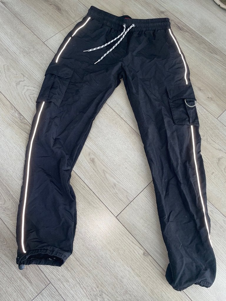 Jennyfer baggypants broek zwart zwarte s parachute cargo, Verzenden, Zwart, Zo goed als nieuw, Maat 36 (S)
