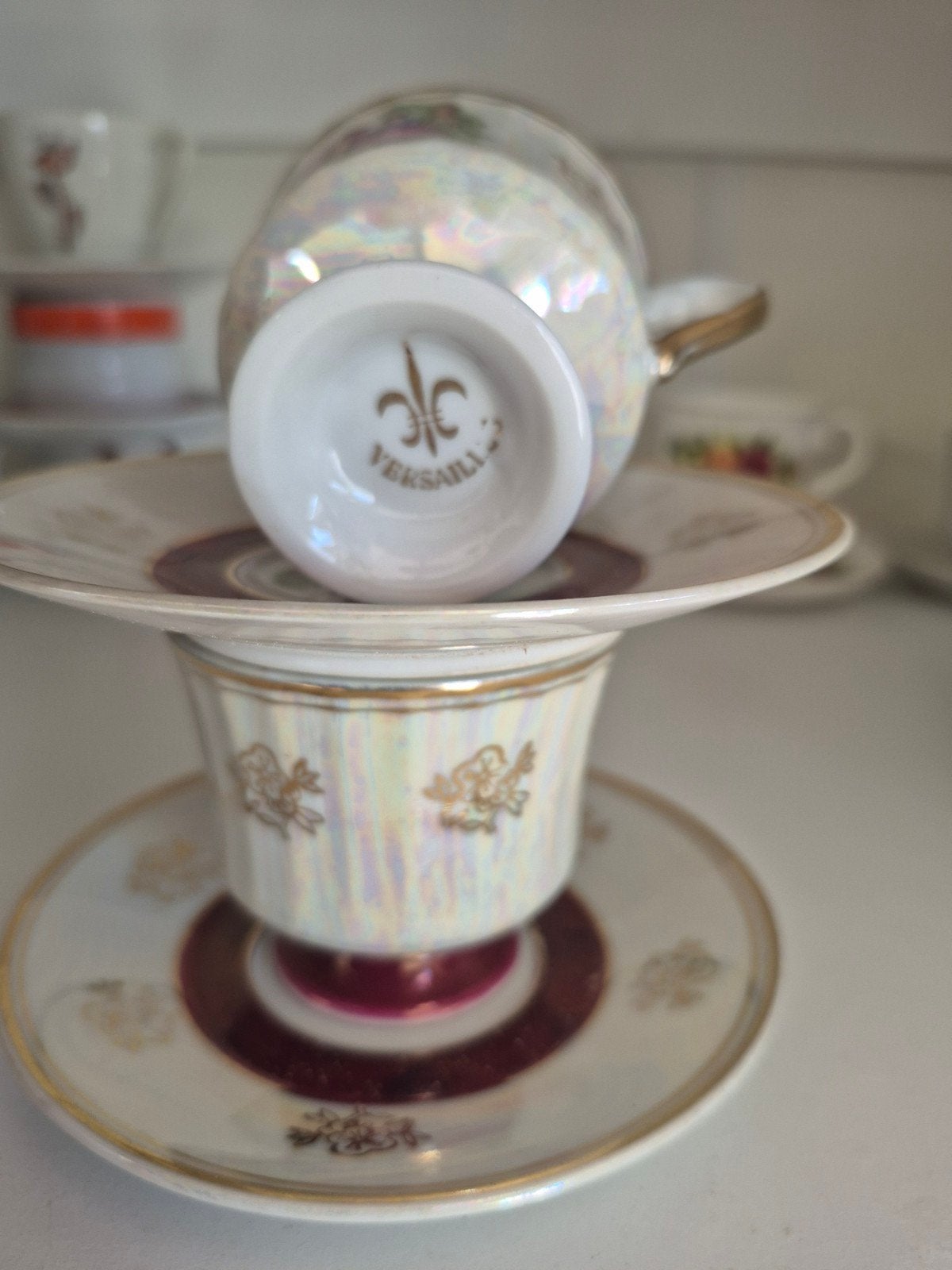 Versailles parelmoer kop en schotel - Vintage, Gebruikt, Overige merken, Vintage, Ophalen of Verzenden