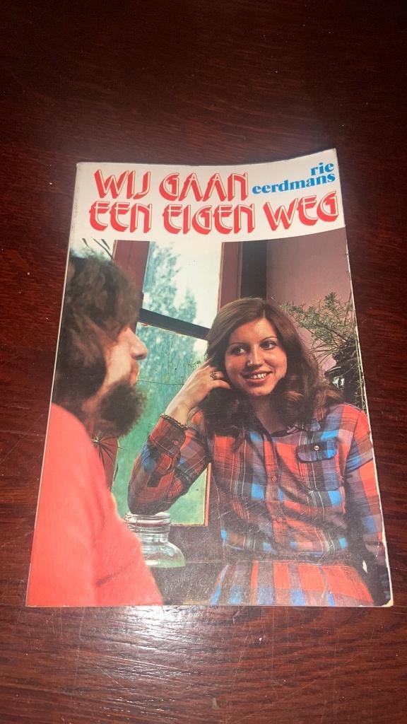 Wij gaan een eigen weg - Rie Eerdmans, Ophalen of Verzenden, Zo goed als nieuw