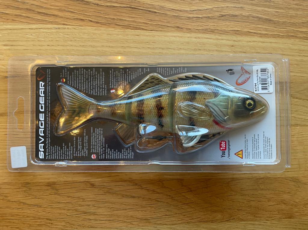 Te koop: Savage Gear Line Thru 23 cm Perch (kleur: ZANDER), Ophalen of Verzenden, Nieuw, Overige typen