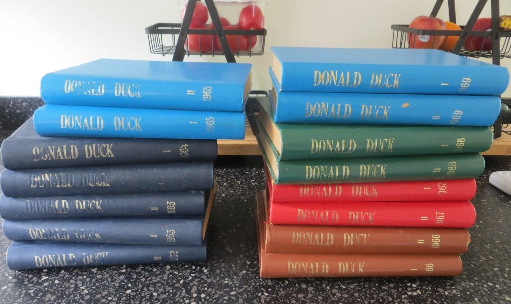 Ingebonden donald duck weekbladen . Buitenkant slechte staat, Meerdere stripboeken, Ophalen, Gelezen