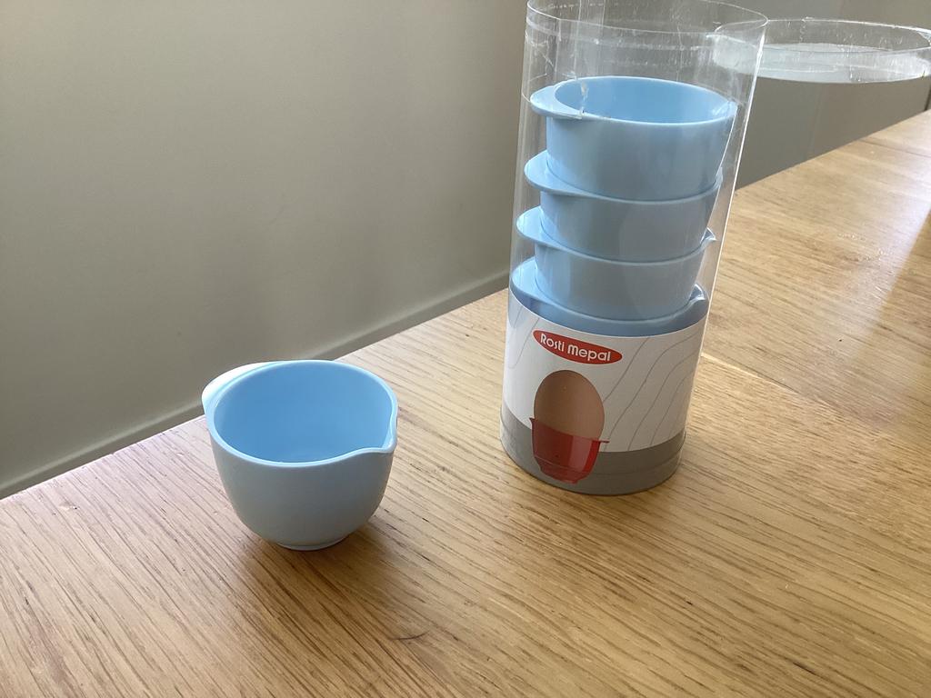 Rosti Mepal 6 eierdopjes / egg cups, Huis en Inrichting, Keuken | Servies, Ophalen of Verzenden, Zo goed als nieuw, Overige materialen